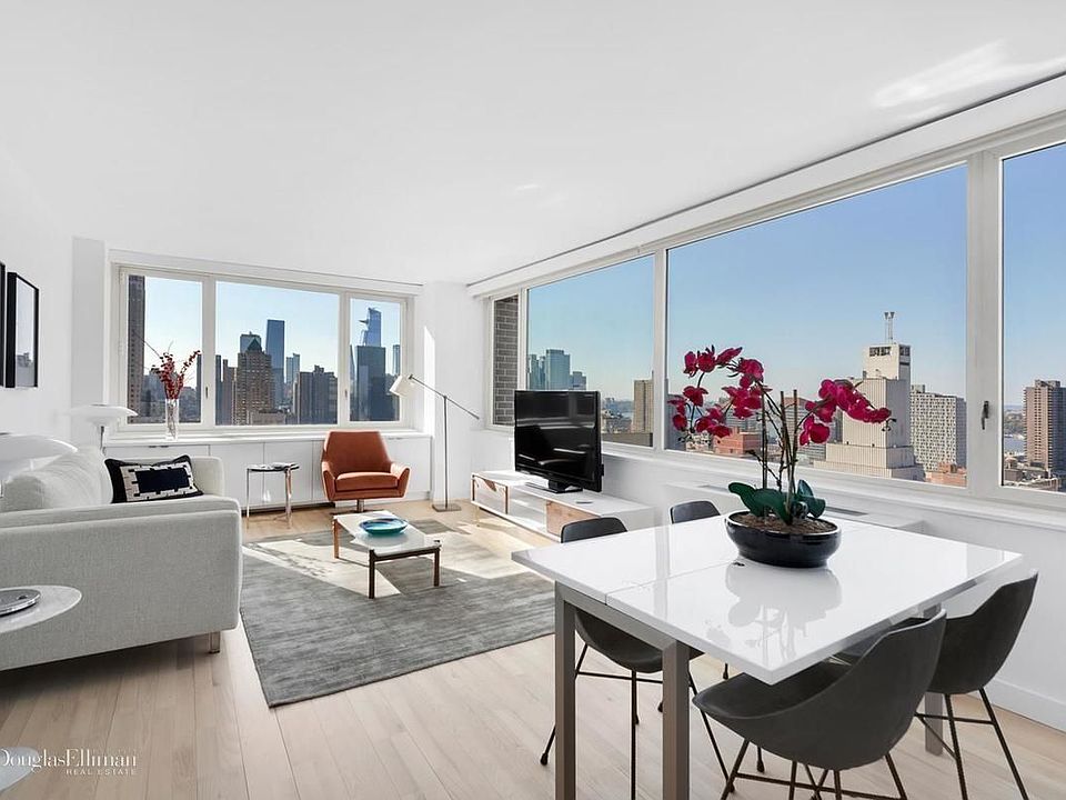 1st image of 322 W 57th St APT 33B