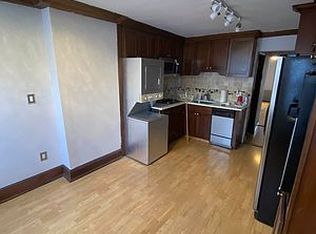 67 Rapelye St #1R, Brooklyn, NY 11231