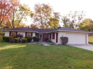 4985 Mills Creek Ln, North Ridgeville, OH 44039