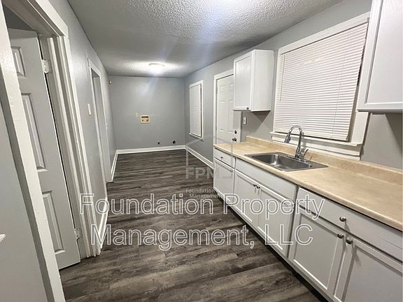 5th image of 444 Glankler St