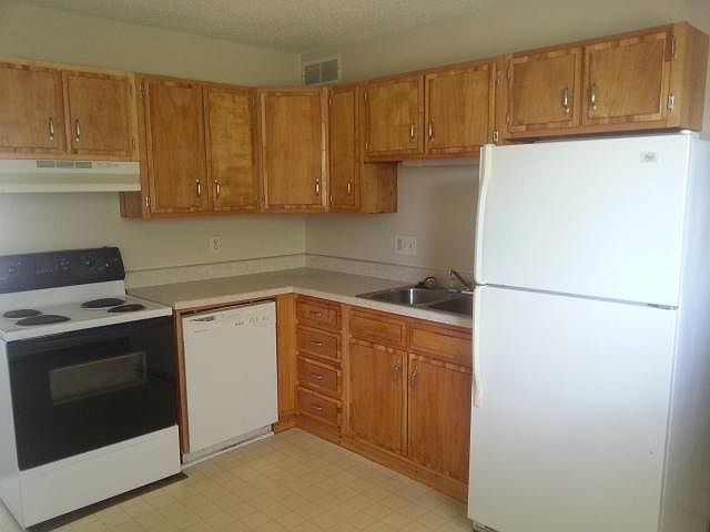 2nd image of 18831 E Wigwam Dr