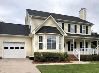 1813 Harper Spring Dr, Clemmons, NC 27012