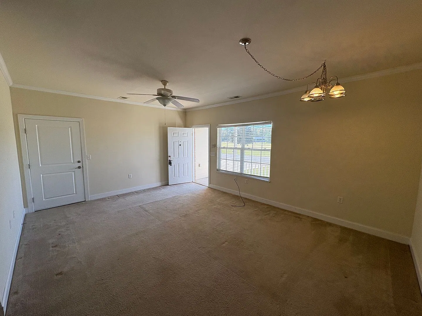 For Rent — Photo 3