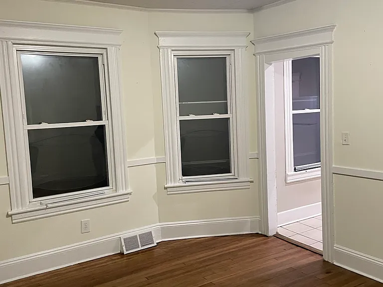 155 Oak St #2 — Photo 8