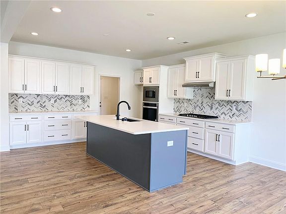 5th image of 7048 Dunton Rd #1