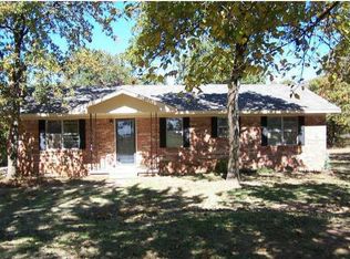 35 E Lincoln St, Harrah, OK 73045