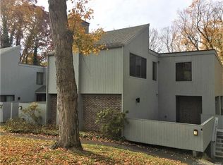 4 Redwood Ln UNIT 4, Ridgefield, CT 06877