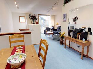 917 Links Way APT 917, Mammoth Lakes, CA 93546