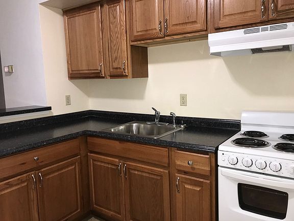 3rd image of 1049 49th St #49TH1049-409