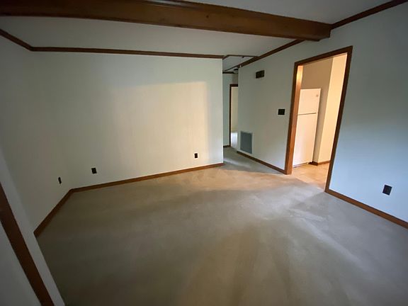 2nd image of 100 Forest Park Dr APT B