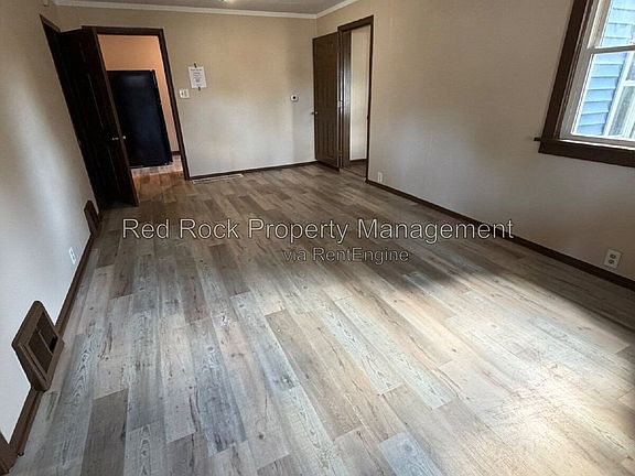 3rd image of 1147 McKinley Ave