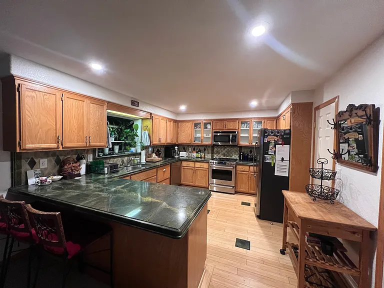 1839 Jicarilla Dr — Photo 2