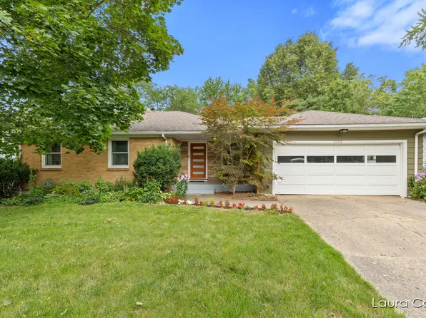2123 Fulton St E, Grand Rapids, MI 49503