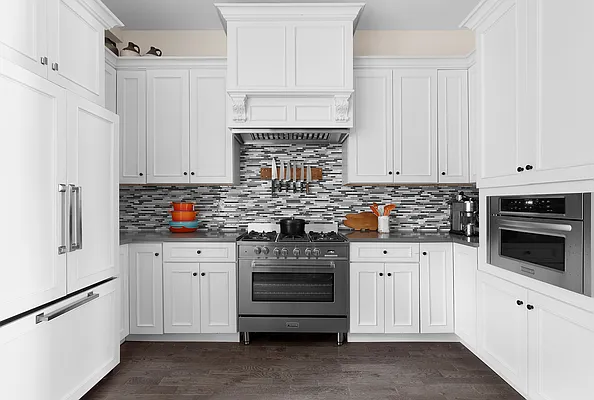 Sold by Compass | media 5