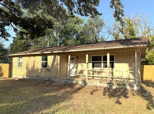 506 Walnut St, Collinsville, TX 76233