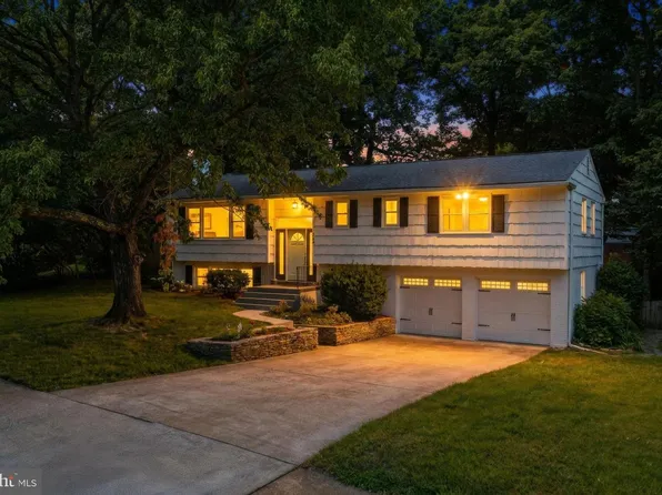 8410 Bound Brook Ln, Alexandria, VA 22309