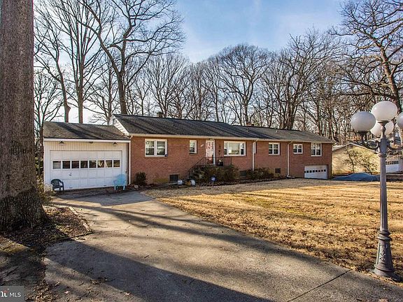 4th image of 2734 Pioneer Ln