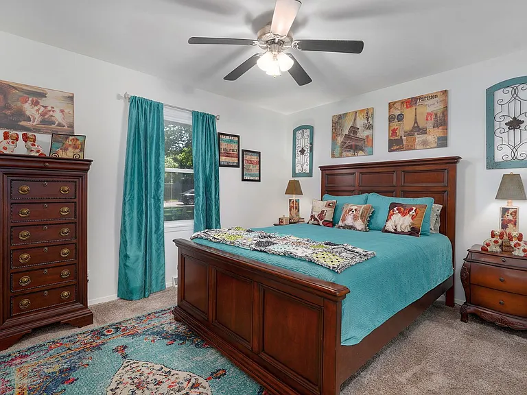 2351 S Rogers Ave — Photo 19