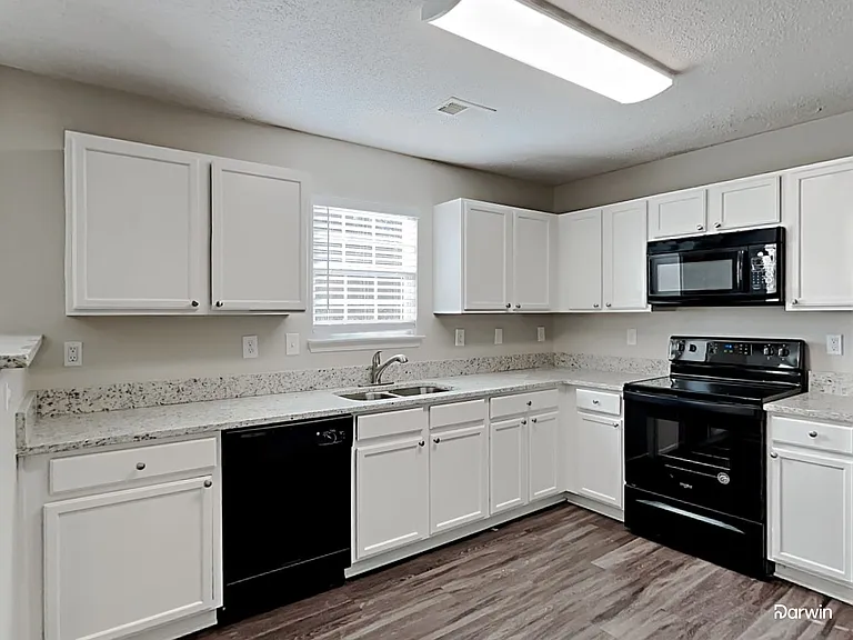 1166 Brookstone Rd — Photo 2