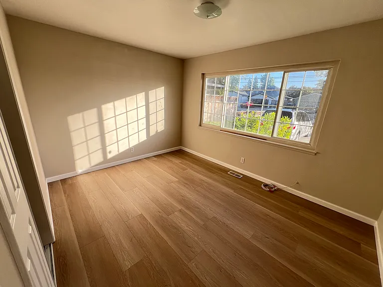 3rd Room