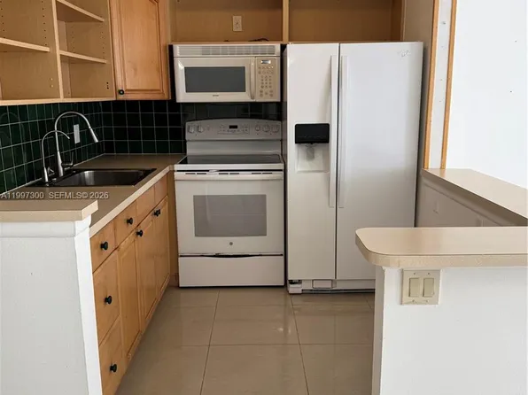 162 Westbury #162-J, Deerfield Beach, FL 33442