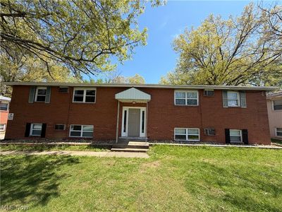 223 Kendall, Campbell, OH, 44405