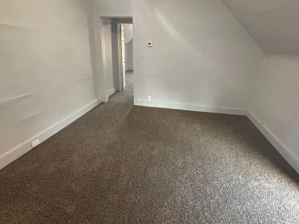 3147 W 54th St, Cleveland, OH 44102