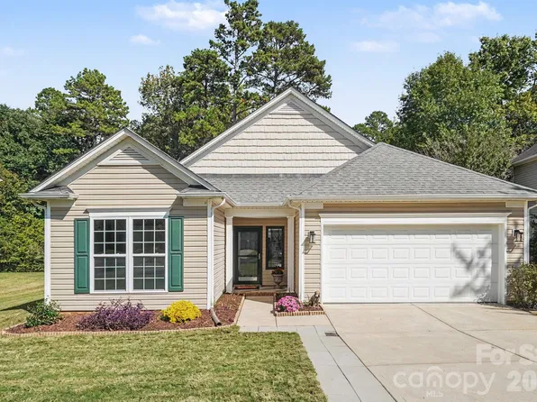 1016 Break Maker Ln, Indian Trail, NC 28079