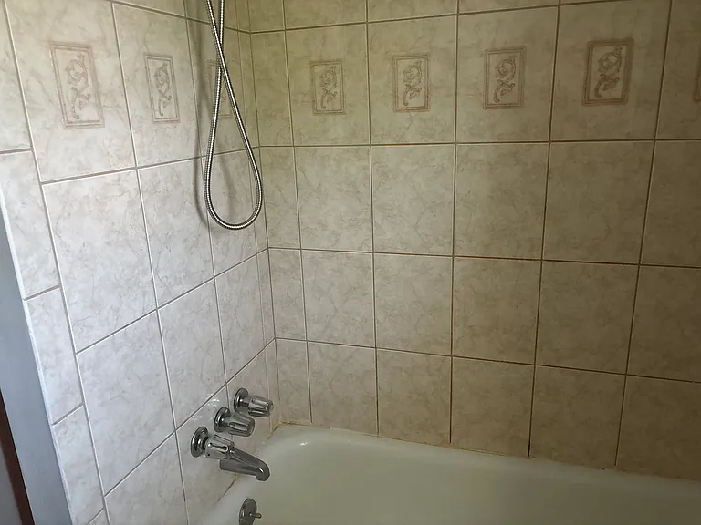 29 Brewer Ave — Photo 20