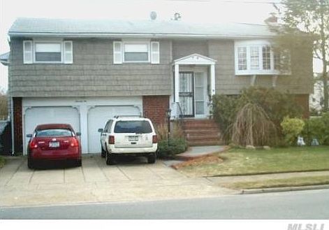 1st image of 76 Linden St