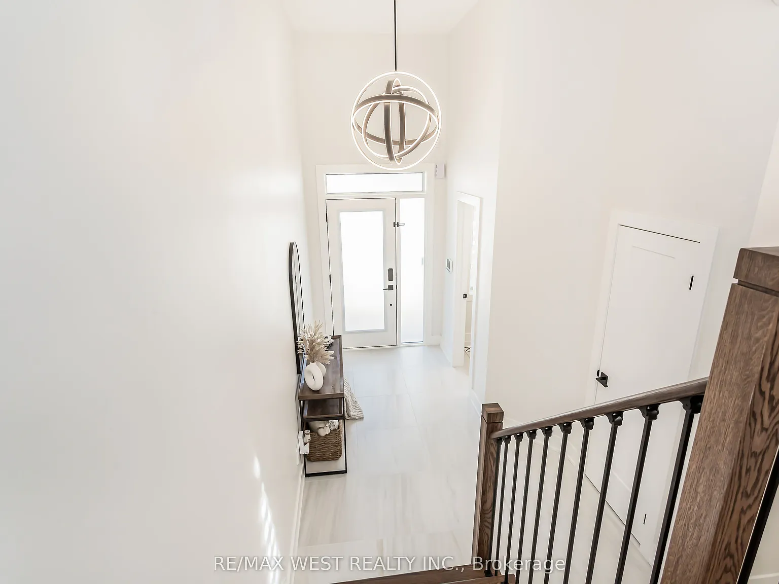 3 bed, $4,500 — Photo 4