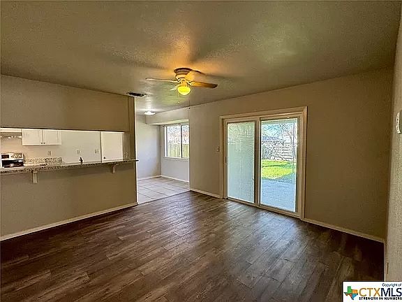 5th image of 4103 Belle Grove St