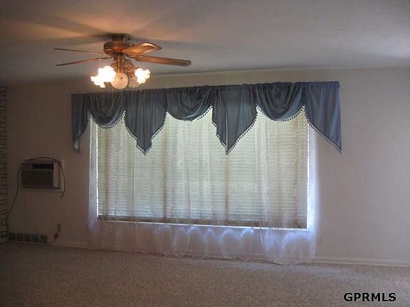 4th image of 6317 Florence Blvd