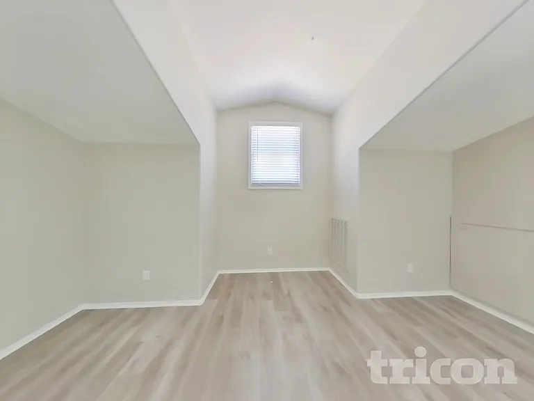 1353 S Sabino Dr — Photo 16