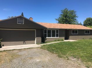 844 W Harbeck Rd, Grants Pass, OR 97527