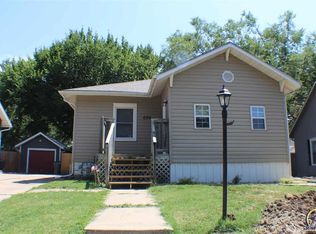 624 Chestnut St, Emporia, KS 66801