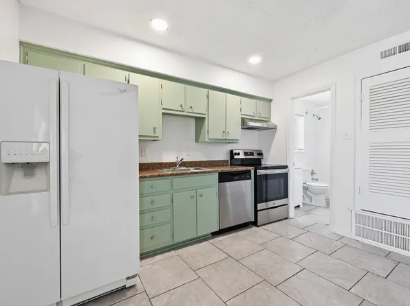 5210 Joe Sayers Ave #C, Austin, TX 78756