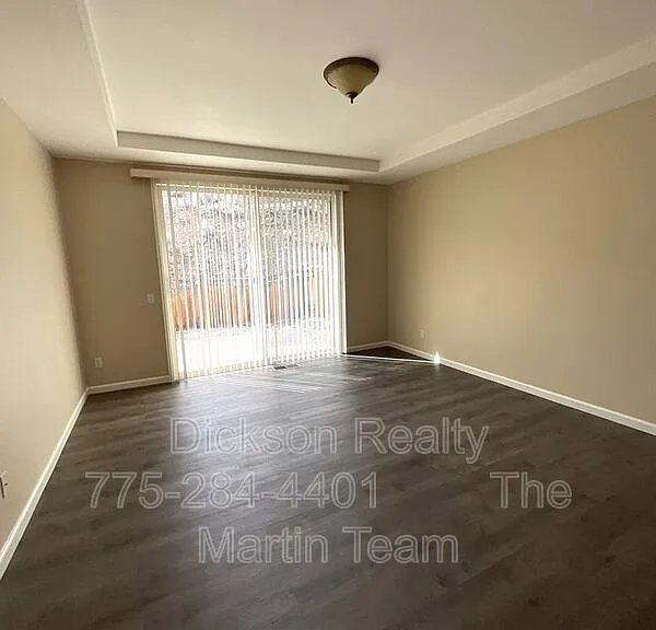 2847 Falcon Ridge Dr — Photo 16