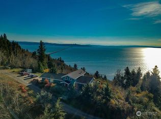 12 Marine Ln, Chinook, WA 98614