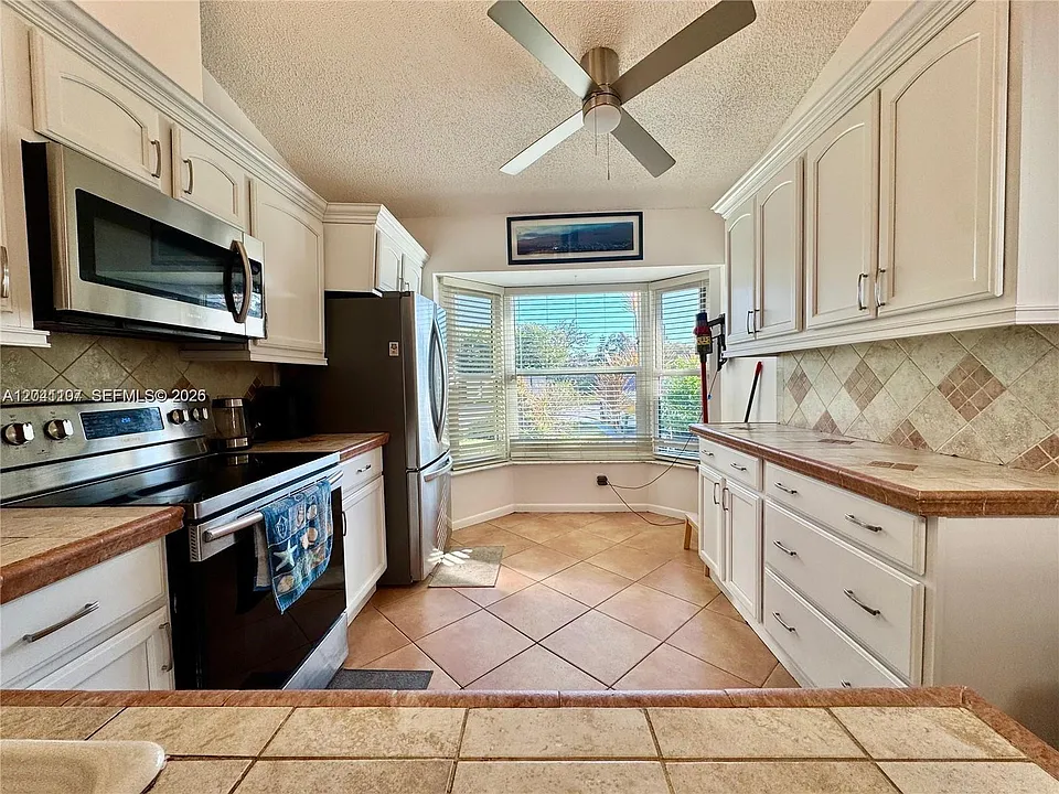 11078 SE Sea Pines Cir