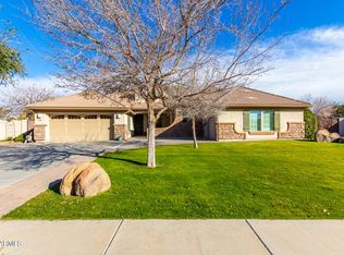 576 E Beauchamp Dr, Gilbert, AZ 85297
