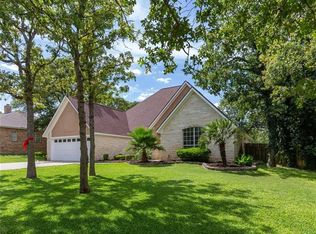 1902 Skyles Rd, Rockdale, TX 76567