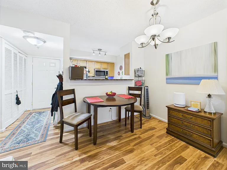 1024 N Utah St #422 — Photo 12