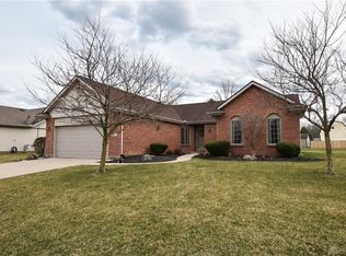 145 Concord Farm Rd, Englewood, OH 45322