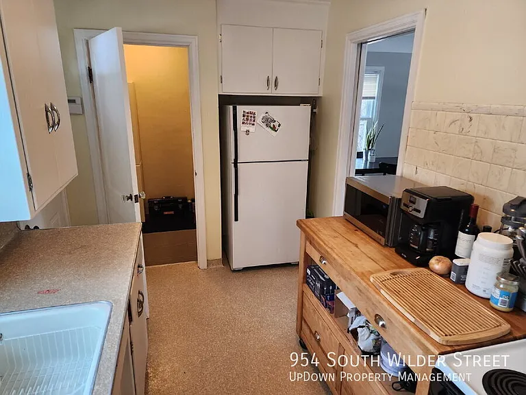 954 Wilder St S — Photo 8