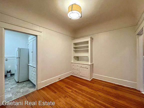 4th image of 1031 Leavenworth St #4