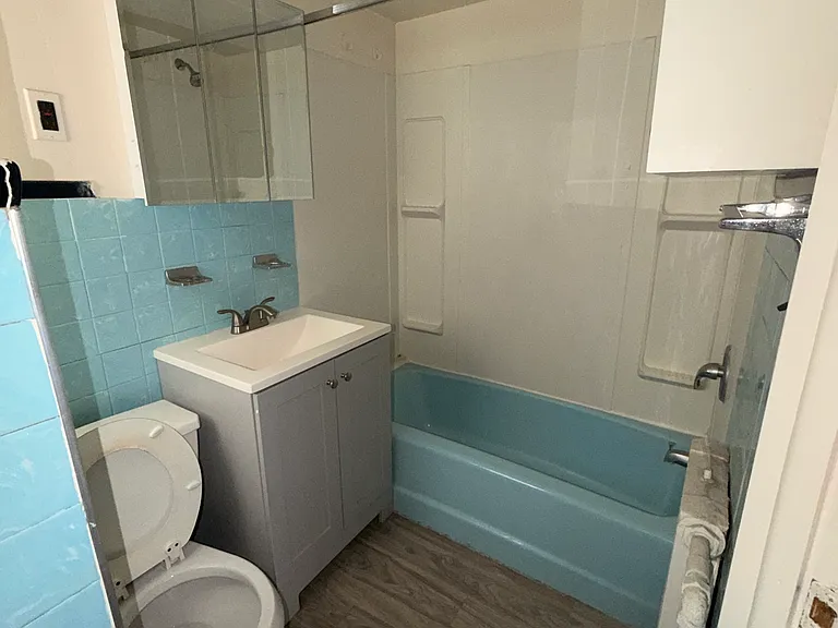2015 Green St #2F — Photo 7