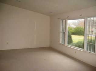 2101 Country Pines Ct, Waldorf, MD 20601