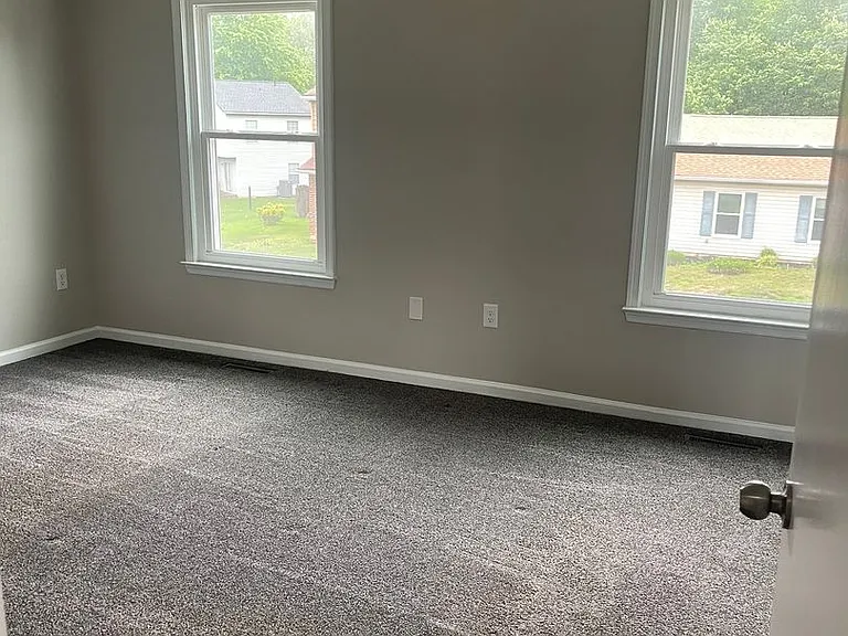 35 Honeysuckle Dr — Photo 35