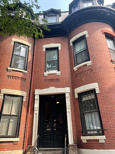 17 Worthington St #B Photo 1